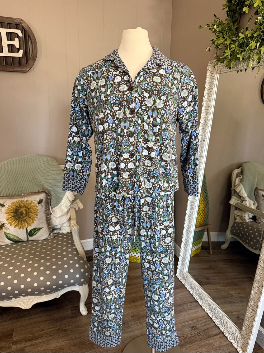Vera Bradley • Enchanted Woodland Pajama Set